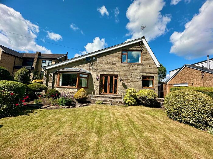 4 Bedroom Detached House For Sale In Newlands Road, Halifax, HX2