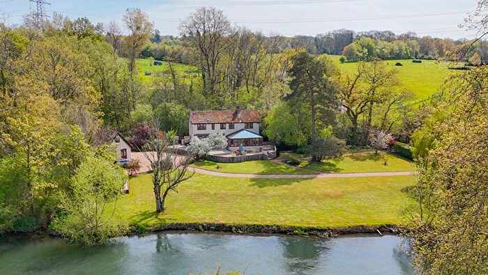 3 Bedroom Detached House For Sale In Hale Road, Woodgreen, Fordingbridge, SP6