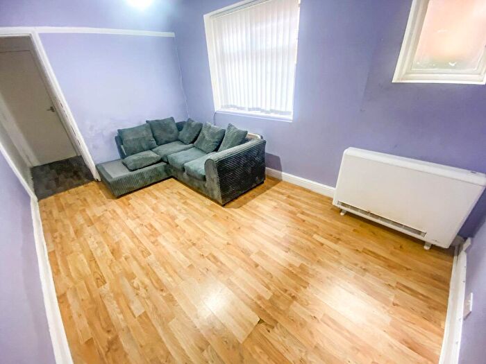 1 Bedroom Flat To Rent In Fosse Road South, Leicester, Leicestershire, LE3