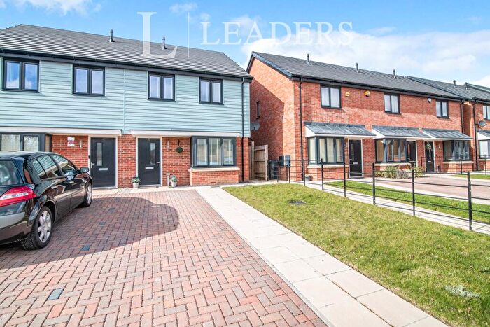 3 Bedroom Semi Detached House To Rent In Bicentennial Road, B38