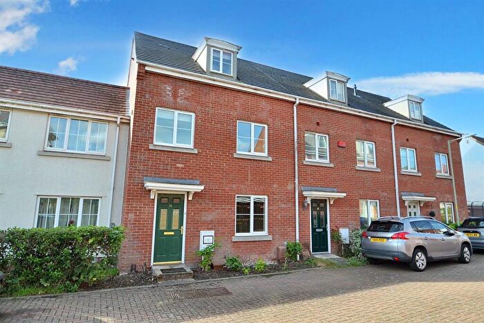 4 Bedroom Town House To Rent In Bobbin Road, Norwich, NR3