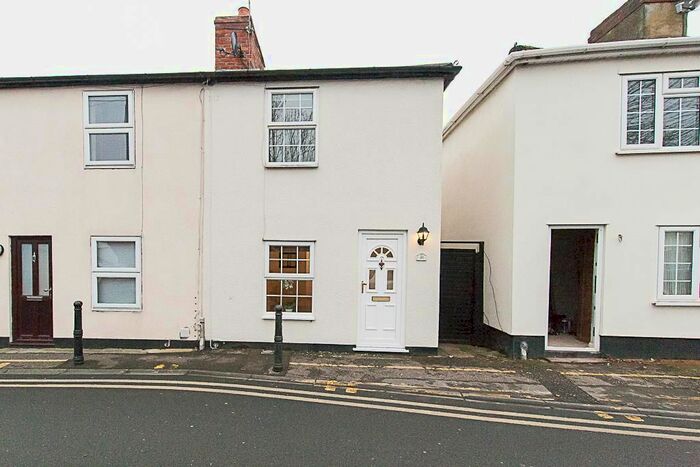 2 Bedroom Property To Rent In South Street, Brentwood, CM14