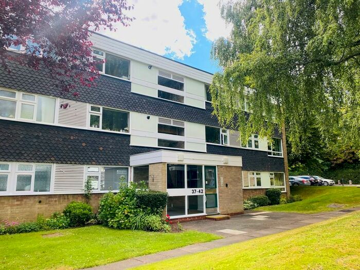 2 Bedroom Apartment To Rent In Whetstone Close, Farquhar Road, Edgbaston, B15