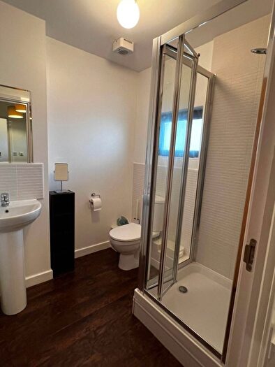 2 Bedroom Flat To Rent In Allison Bank, Geoffrey Watling Way, NR1