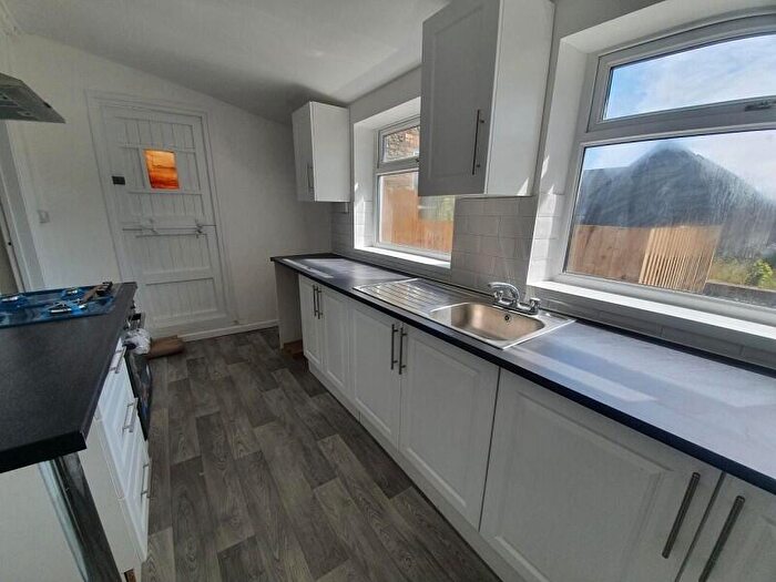 2 Bedroom Detached Bungalow To Rent In Glantawe Street, Morriston, Swansea, SA6