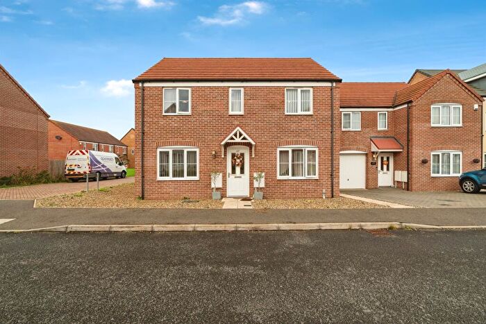 4 Bedroom Detached House For Sale In Ellis Drive, Bradwell, Great Yarmouth, NR31