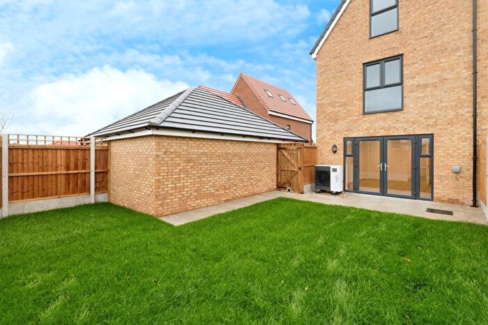 4 Bedroom Semi-Detached House For Sale In Ganels Mews, Ganels Road, Billericay, Essex, CM11