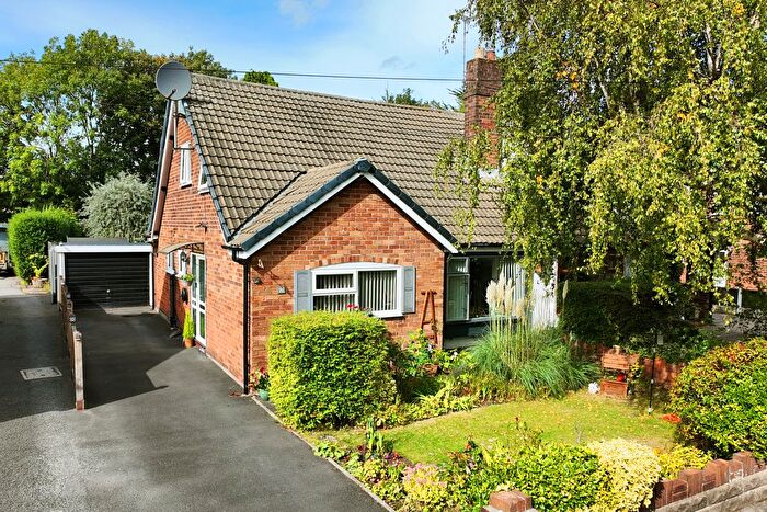 3 Bedroom Semi-detached Bungalow For Sale In Shaftesbury Avenue, New Longton, PR4