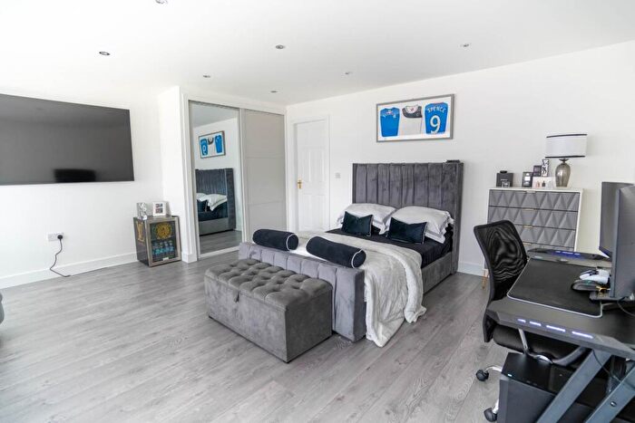 6 Bedroom Detached House For Sale In Lochrig Court, Stewarton, KA3