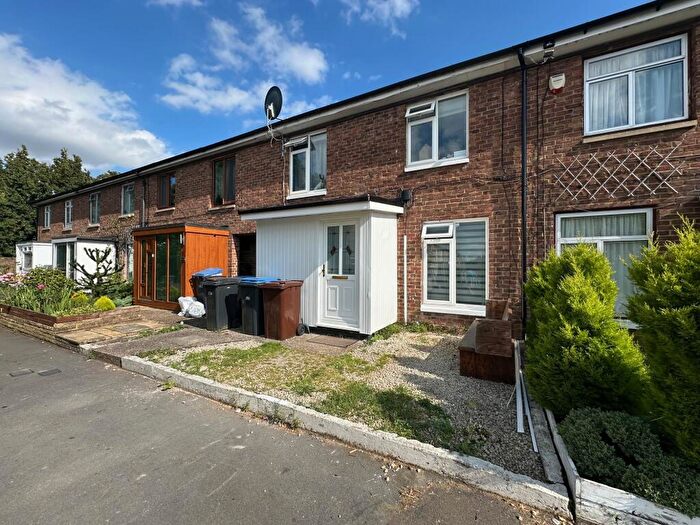 4 Bedroom House To Rent In Hollyfield, Harlow, CM19