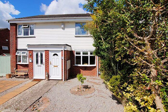 2 Bedroom Terraced House For Sale In Exton Gardens, Portchester, PO16