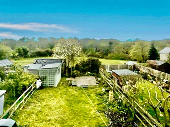 3 Bedroom Terraced House For Sale In High Street, Glasinfryn, LL57