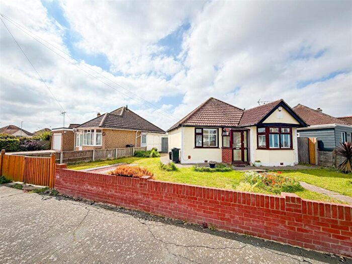 2 Bedroom Detached Bungalow For Sale In Windsor Avenue, Clacton-On-Sea, Essex, CO15