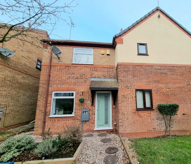 2 Bedroom Property To Rent In Caldermill Drive, Oakwood, Derby, DE21