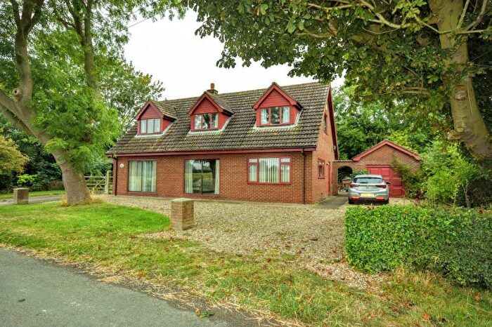 4 Bedroom Detached House For Sale In Main Street, Gayton Le Marsh, LN13
