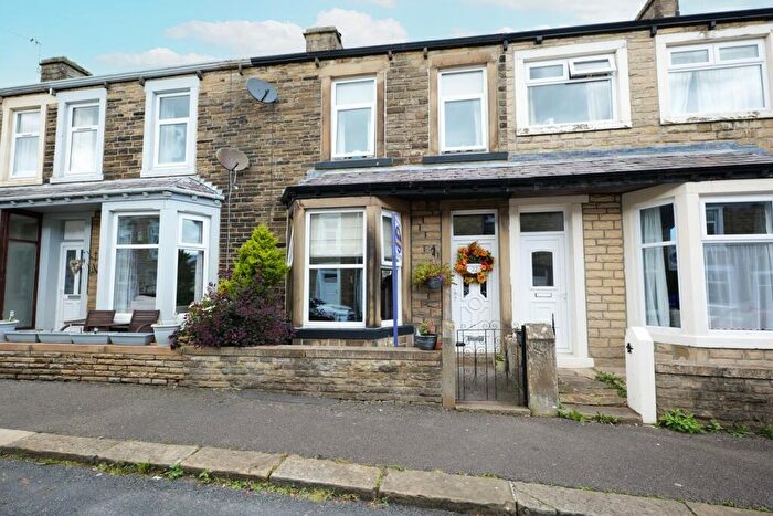 3 Bedroom Terraced House For Sale In Lincoln Road, Earby, BB18