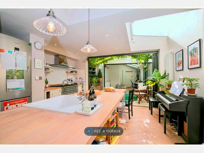 3 Bedroom Terraced House To Rent In Richmond Park Road, Kingston Upon Thames, KT2