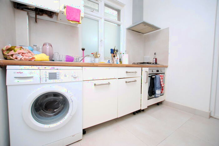 4 Bedroom Apartment To Rent In Madrid Road, Guildford, Surrey, GU2