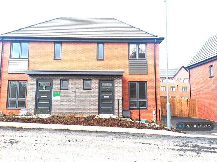 3 Bedroom Semi-Detached House To Rent In Longbridge Place, Birmingham, B31