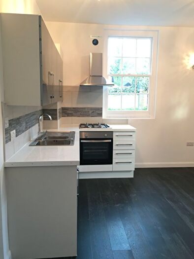 1 Bedroom Flat To Rent In Ravenscourt, Fishponds Rd, Keston, BR2