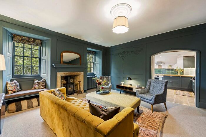 2 Bedroom Apartment For Sale In South Street, St. Andrews, Fife, KY16