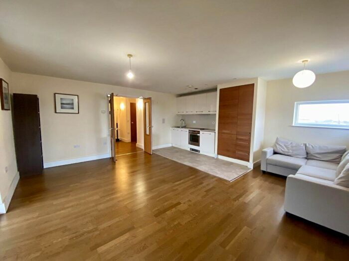 2 Bedroom Flat To Rent In Vega House, Celestia, Cardiff, CF10