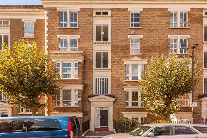 1 Bedroom Flat To Rent In Wilmot Street, Bethnal Green, London, E2