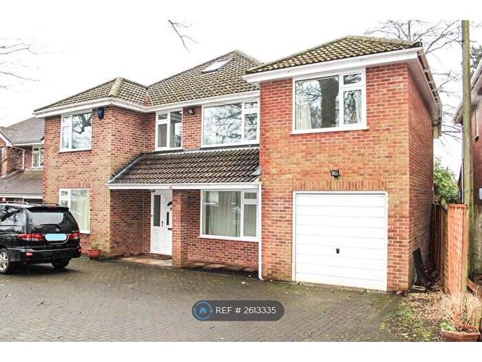 6 Bedroom Detached House To Rent In Oakwood Road, Southampton, SO53
