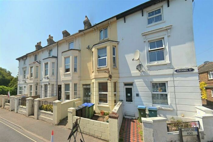 1 Bedroom Flat To Rent In Arundel Road, Littlehampton, BN17