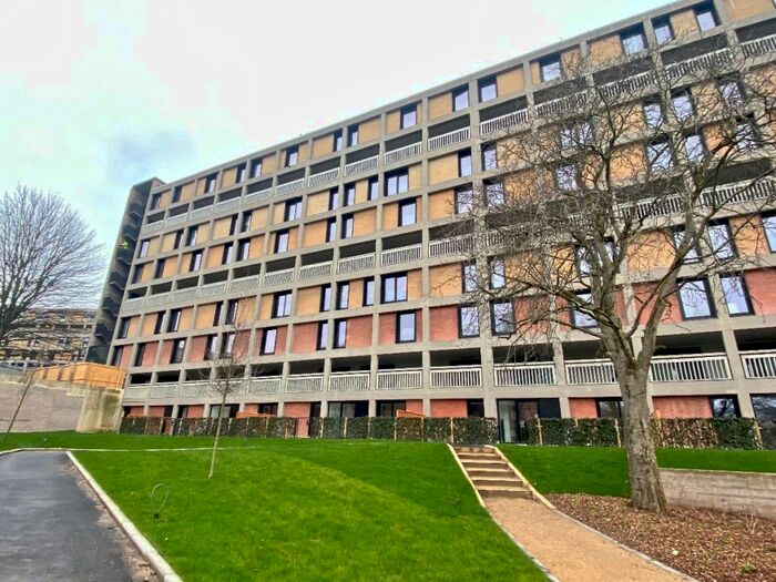 2 Bedroom Apartment To Rent In Lord Mews, Park Hill, S2