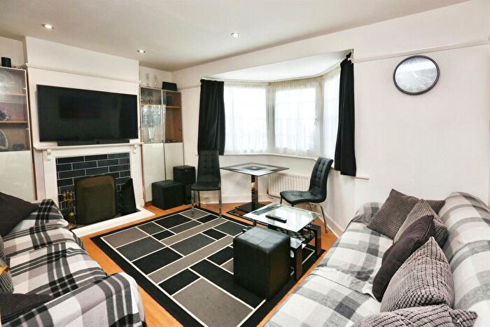 2 Bedroom Semi-Detached House For Sale In The Haven, Gosport, PO12