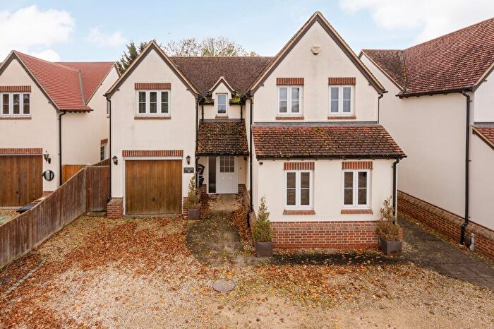 4 Bedroom Detached House For Sale In Hanney Road, Steventon, OX13