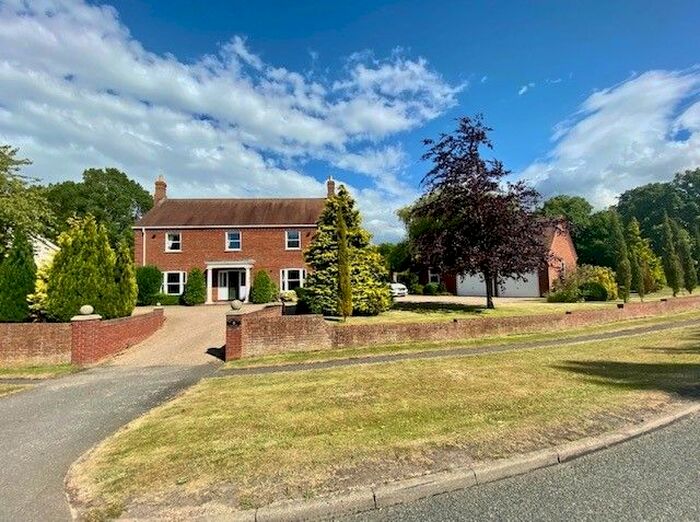 4 Bedroom Detached House To Rent In Livesey Road, Ludborough, Grimsby, DN36