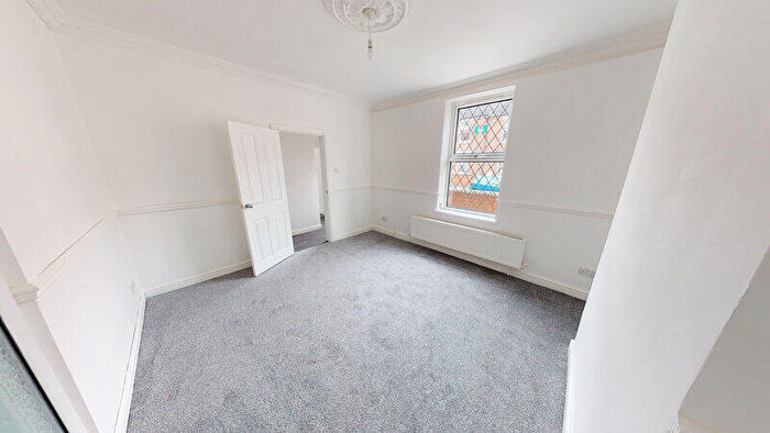 5 Bedroom Detached House To Rent In Milton Road, Rotherham, South Yorkshire, S65