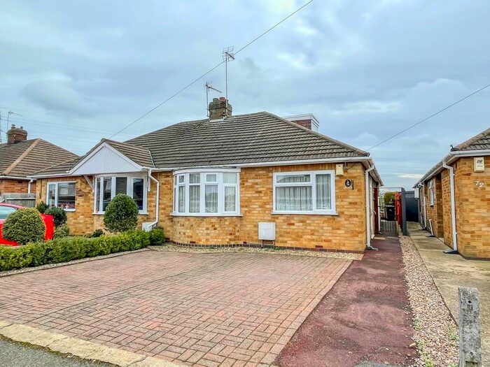 2 Bedroom Semi-Detached Bungalow To Rent In Oxford Street, Finedon, Wellingborough, NN9
