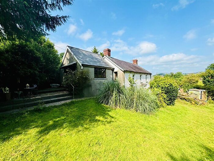 3 Bedroom Detached House For Sale In Whitemill, Carmarthen, SA32