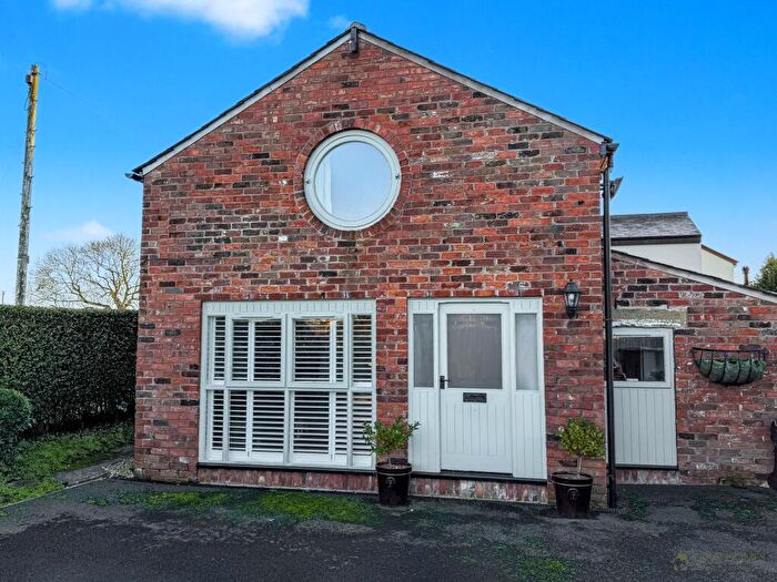 2 Bedroom Detached House For Sale In Cinder Lane, Woodplumpton, PR4