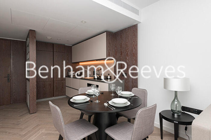 2 Bedroom Apartment To Rent In Circus Road, London, SW11