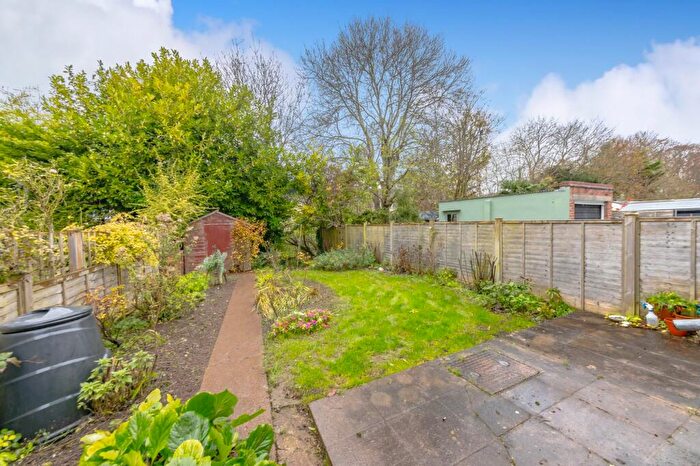2 Bedroom Semi-Detached House For Sale In Winterbourne Close, Lewes, BN7