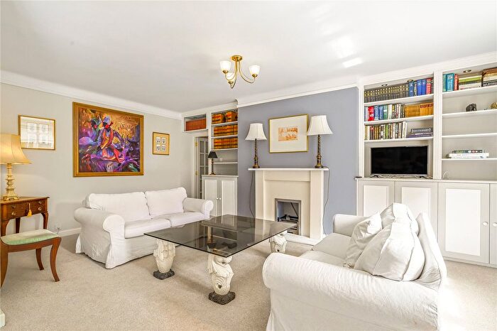 4 Bedroom Flat To Rent In Exeter House, Putney Heath, Putney, London, SW15