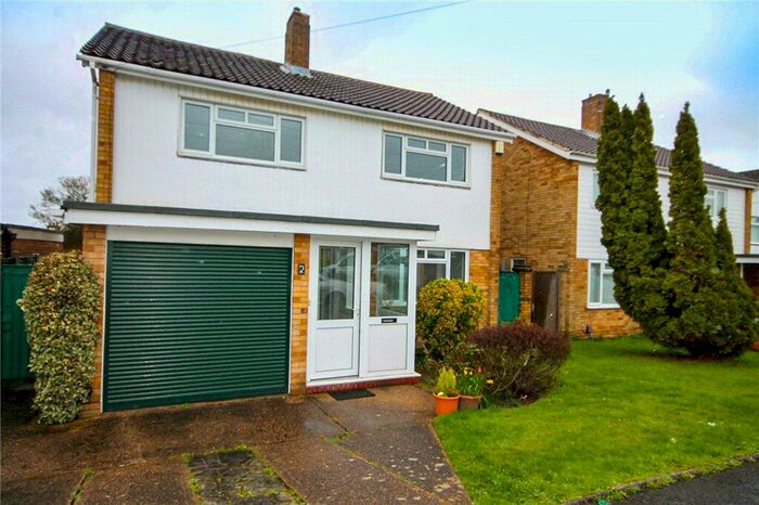 3 Bedroom Detached House To Rent In Lindsay Close, Epsom, Surrey, KT19