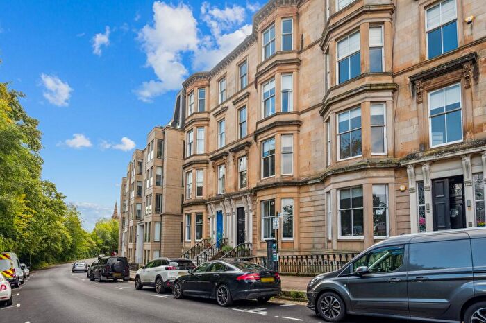 3 Bedroom Apartment To Rent In Park Quadrant, Flat -, Park District, Glasgow, G3