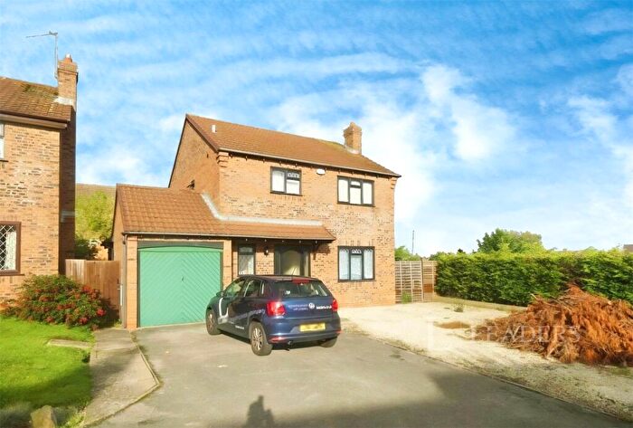 5 Bedroom Detached House To Rent In The Seekings, Whitnash, Leamington Spa, CV31