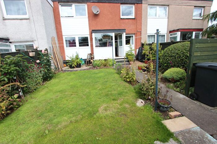 3 Bedroom Terraced House For Sale In Annandale Gardens, Glenrothes, KY6
