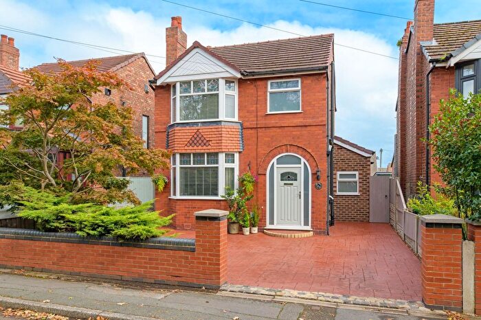 3 Bedroom Detached House For Sale In Sycamore Lane, Great Sankey, WA5