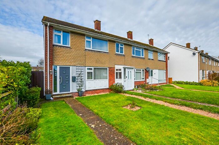 3 Bedroom End Of Terrace House For Sale In Seven Sisters Road, Eastbourne, East Sussex, BN22