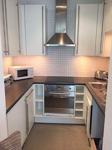 1 Bedroom Apartment For Sale In Timber Wharf, Worsley Street, M15