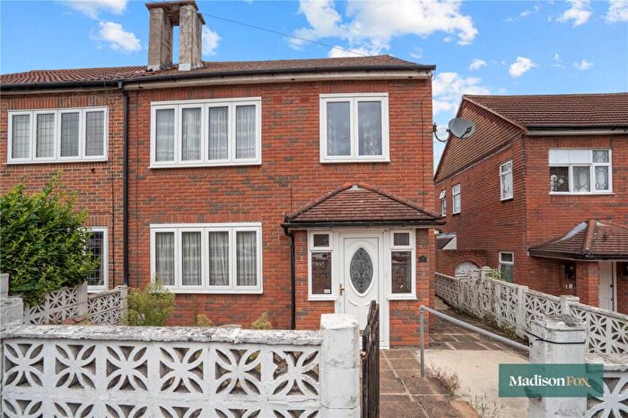 3 Bedroom Semi-Detached House For Sale In Doubleday Road, Loughton, Essex, IG10
