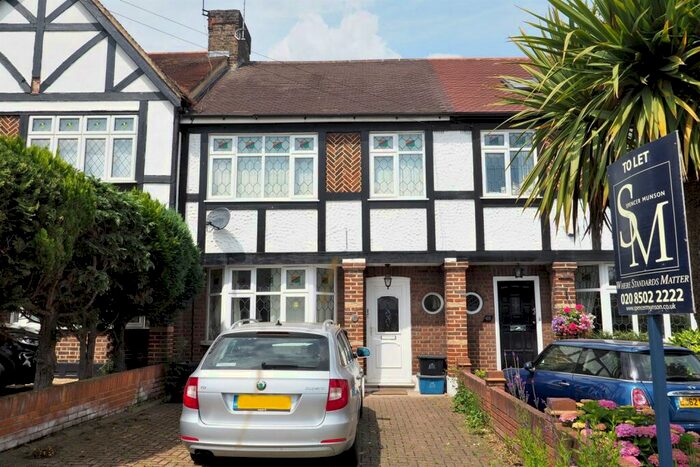 4 Bedroom Terraced House To Rent In Hillside Avenue, Woodford Green, IG8