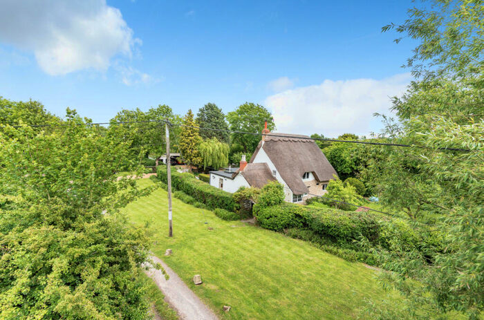 3 Bedroom Detached House For Sale In Locks Lane, Purton, Swindon, SN5